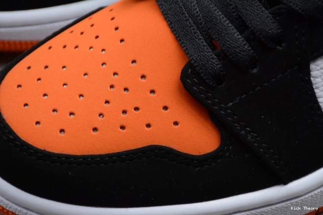 Kicked Out Shoe Store Shattered 1 553558-128 Air Backboard Low Jordan 0825